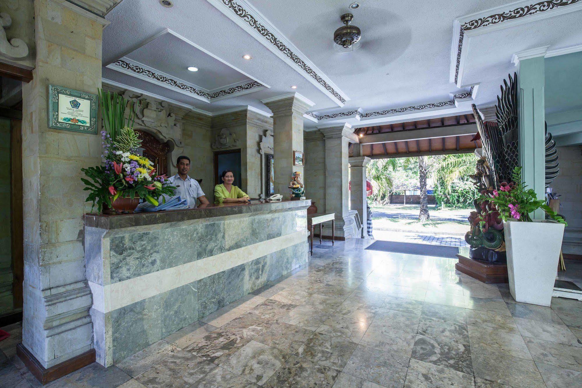 Vila Shanti Beach Front Hotel Sanur Exterior photo